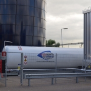 Tank Services Pernis (TSP) neemt 1ste LNG bevoorradingsstation in gebruik.